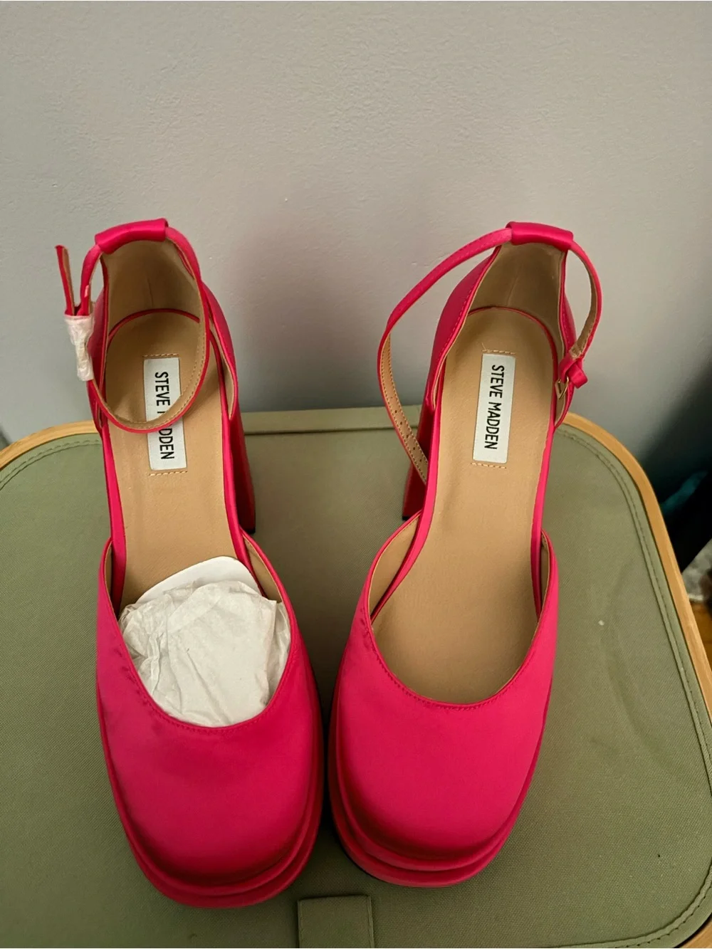 Steve Madden Neon Pink Platform Block Sandals